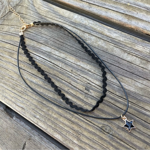 NEW Layered STAR Choker - Necklace - Picture 6 of 7